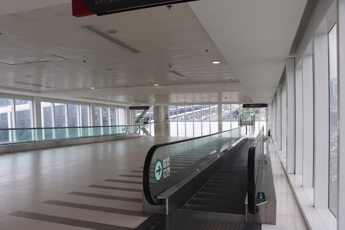 Manila Airport Condo — 4