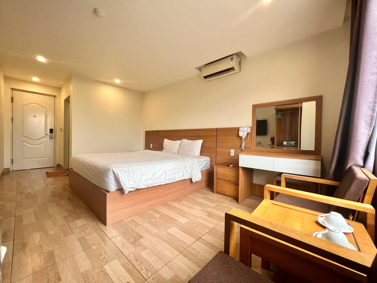 Dragon Airport Hotel — 2