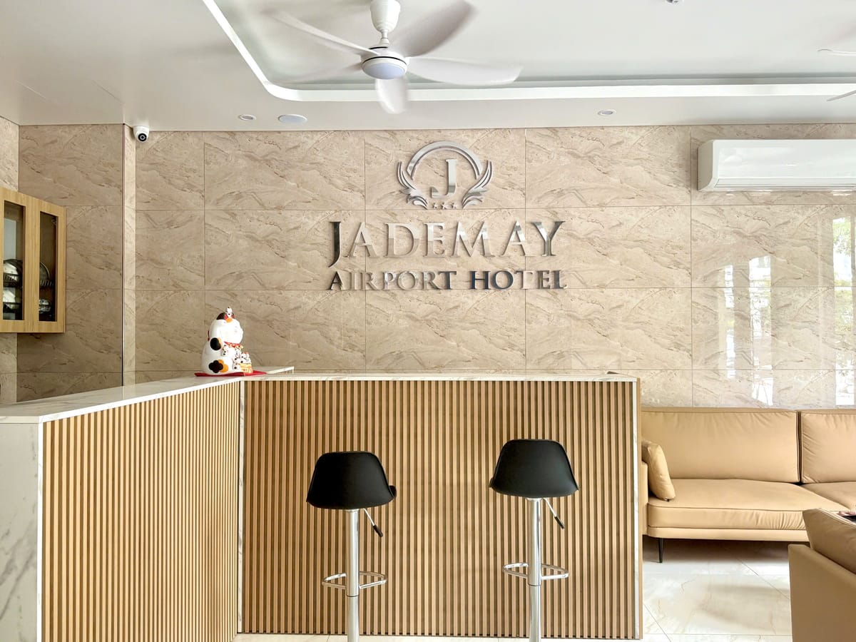 Jademay Airport Hotel — 3