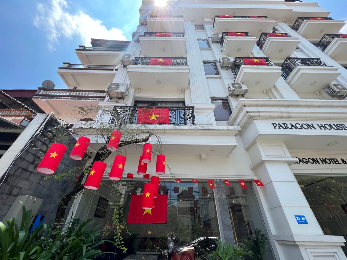 Paragon Noi Bai Hotel and Pool — 4