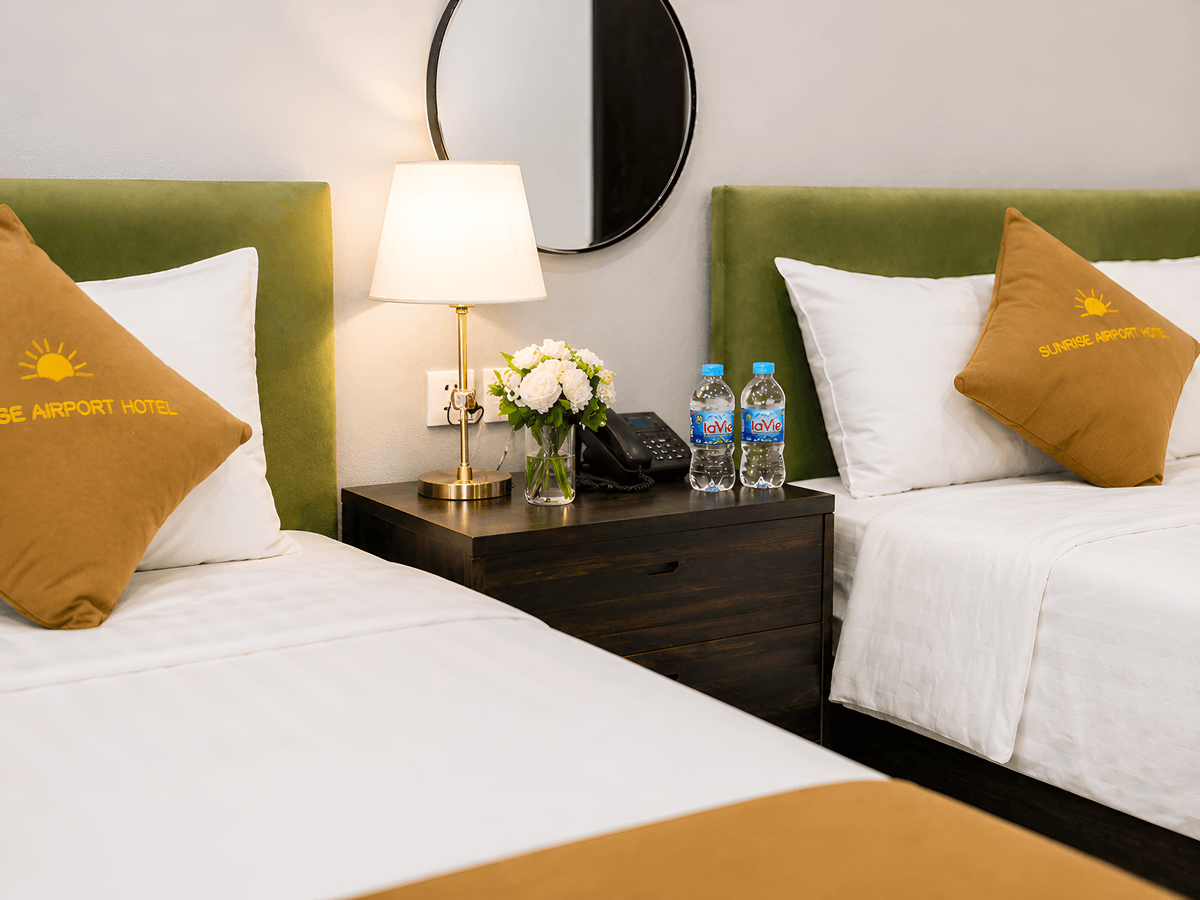 SUNRISE AIRPORT HOTEL — 5