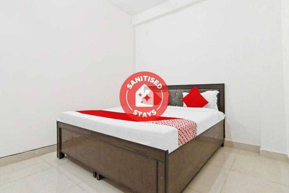 Flagship Shri Krishna Guest House — 5