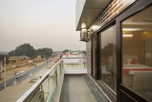 OYO 77125 S R Plaza — 1