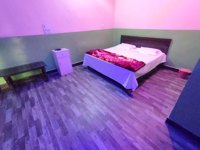 OYO Bhati Hotel — 2