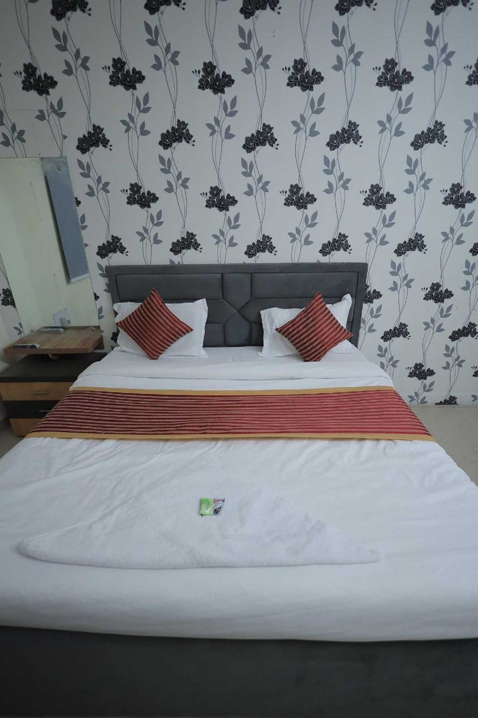 OYO Shiv Hotel 2 — 1