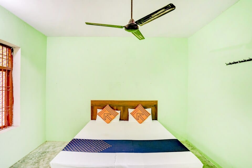 SPOT ON Agrasen Guest House — 4
