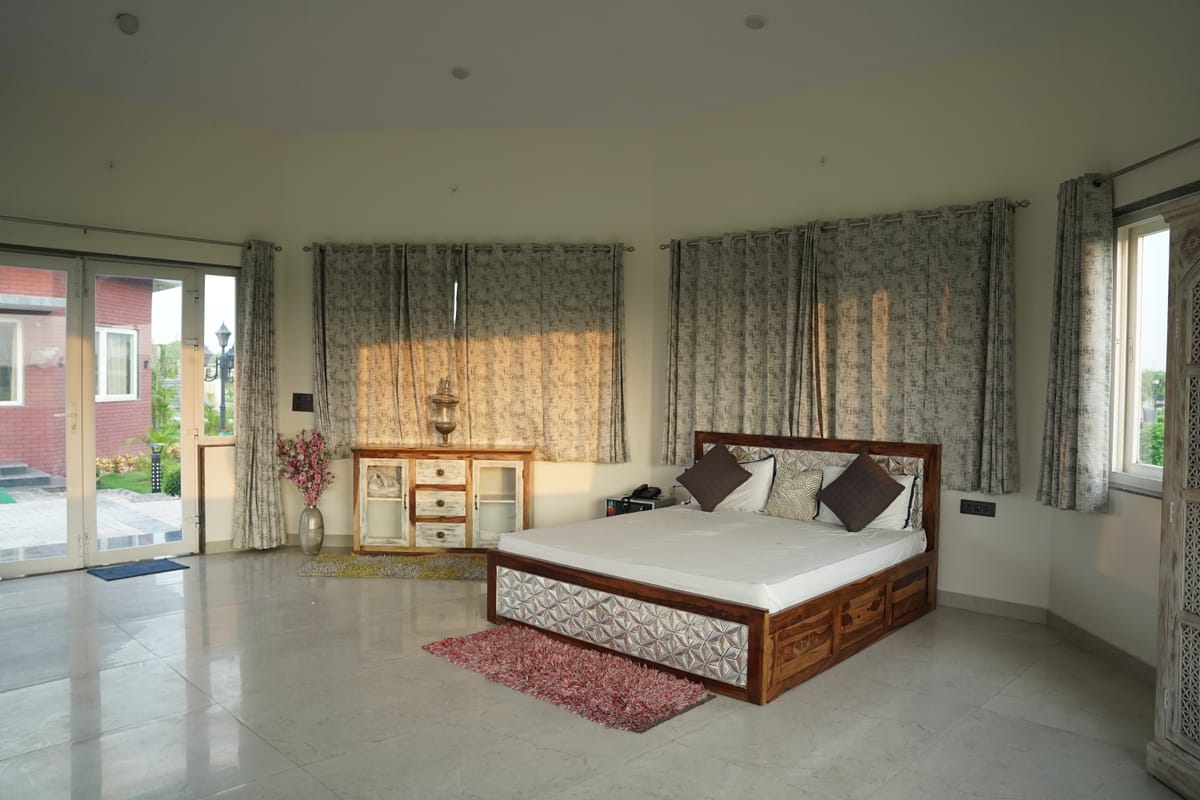 W Farms, Faridabad — 5