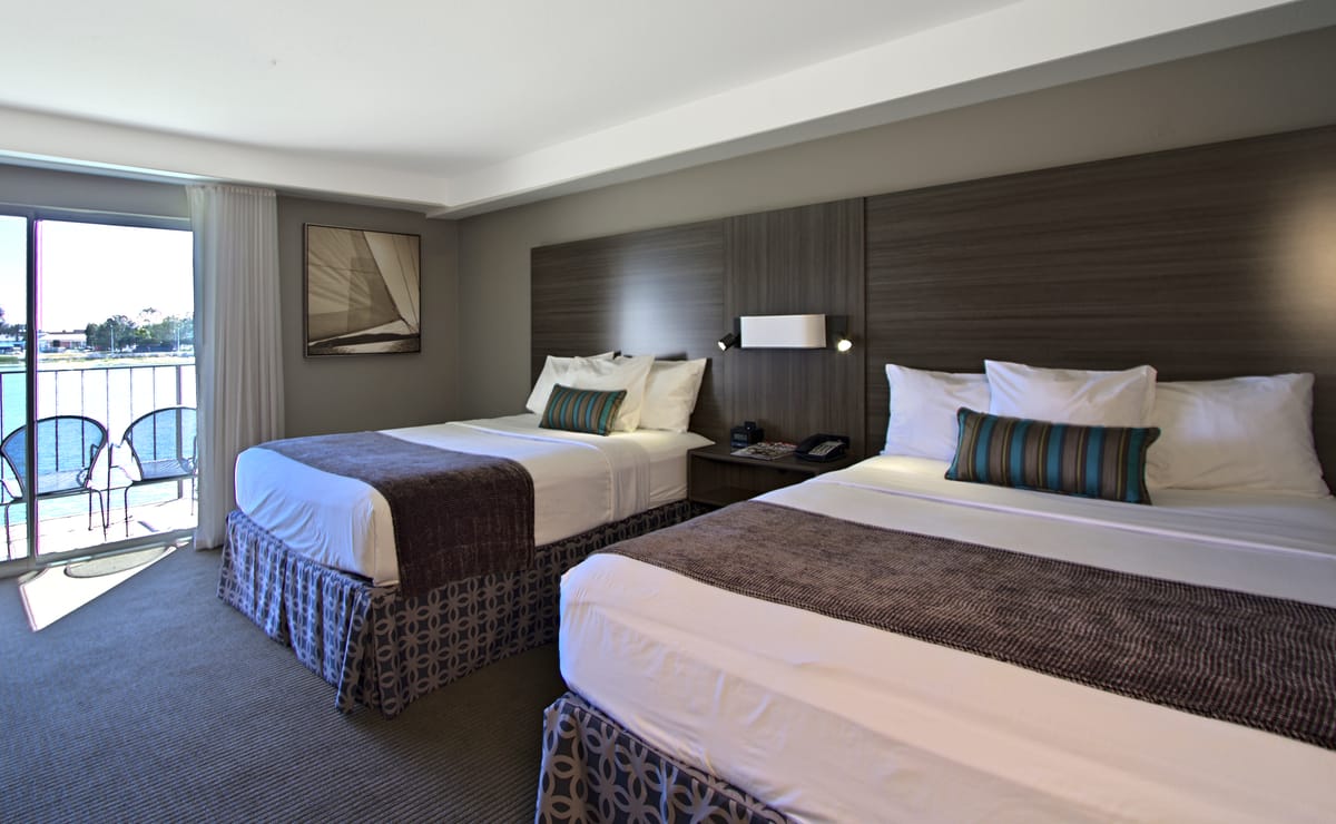 Executive Inn & Suites Hotel of Oakland, CA — 1