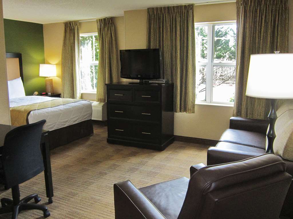 Extended Stay America Suites- Oakland - Alameda Airport — 2