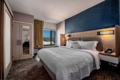 SpringHill Suites by Marriott Oakland Airport — 1