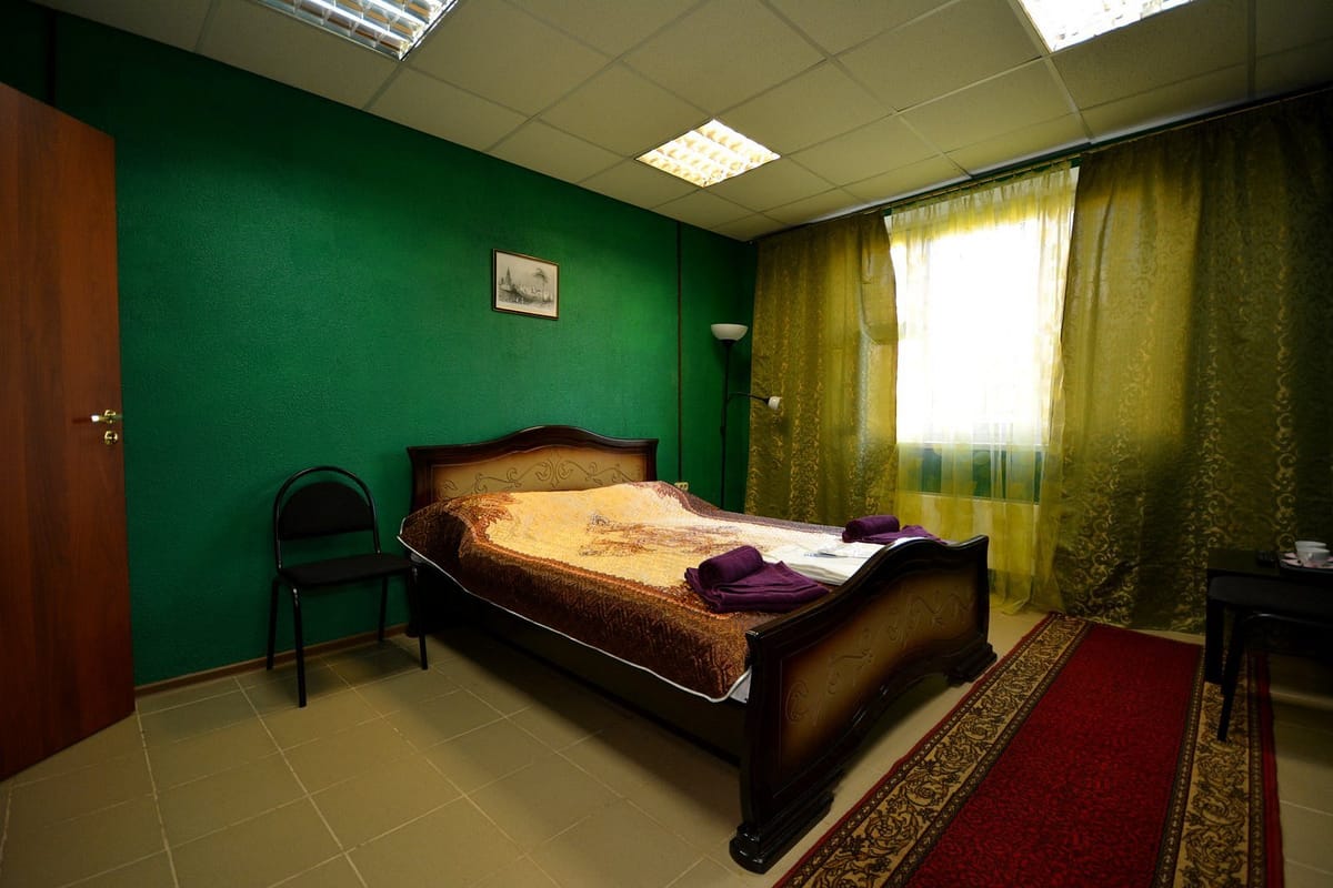 Admiral Hotel — 4