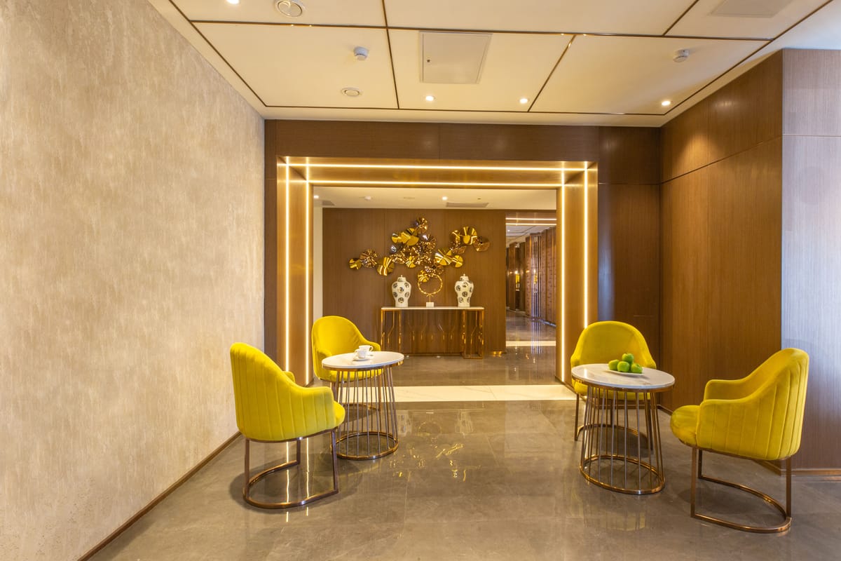 Food City Hotel — 3