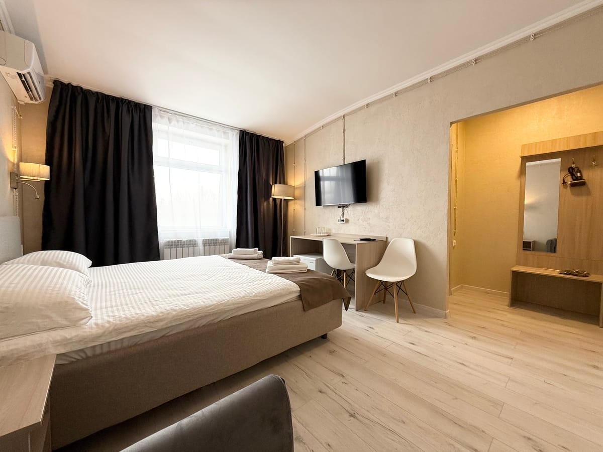 Otel' Etalon — 2