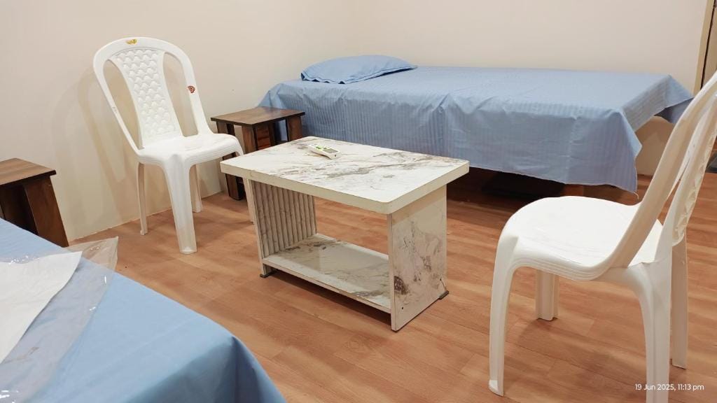 Homestay Near Airport for Sangam - Family Room with Private Bathroom — 2