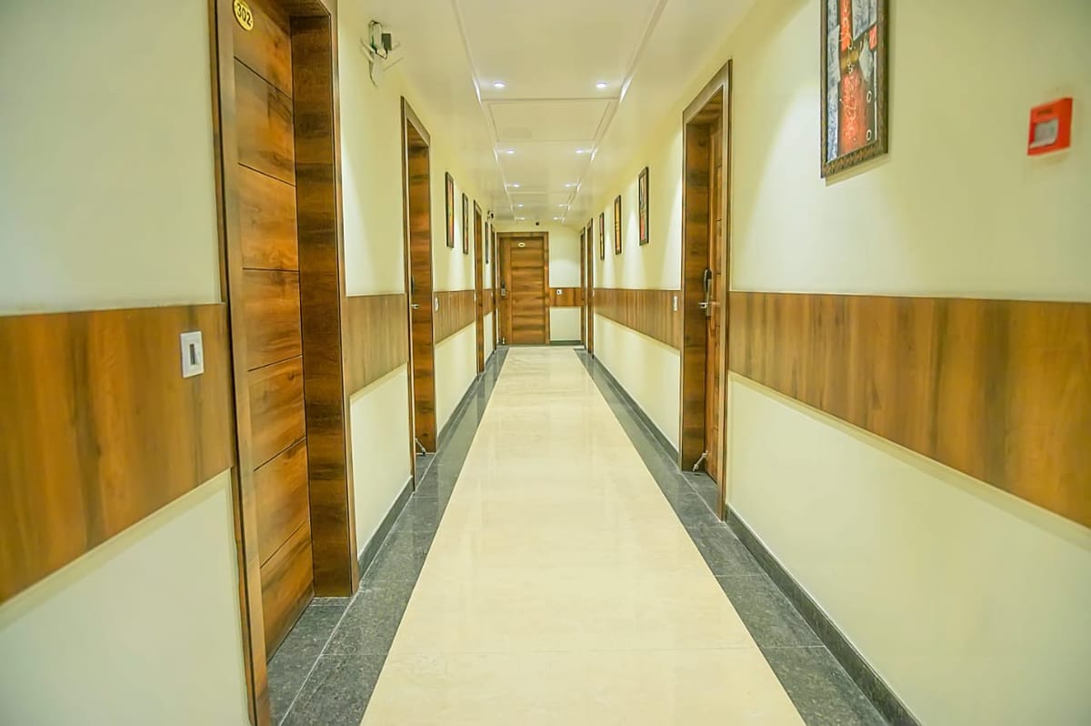 Hotel Hira Inn — 5