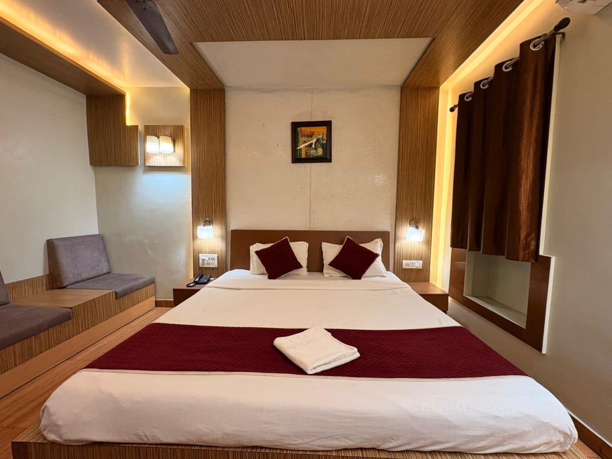 Hotel Prayag