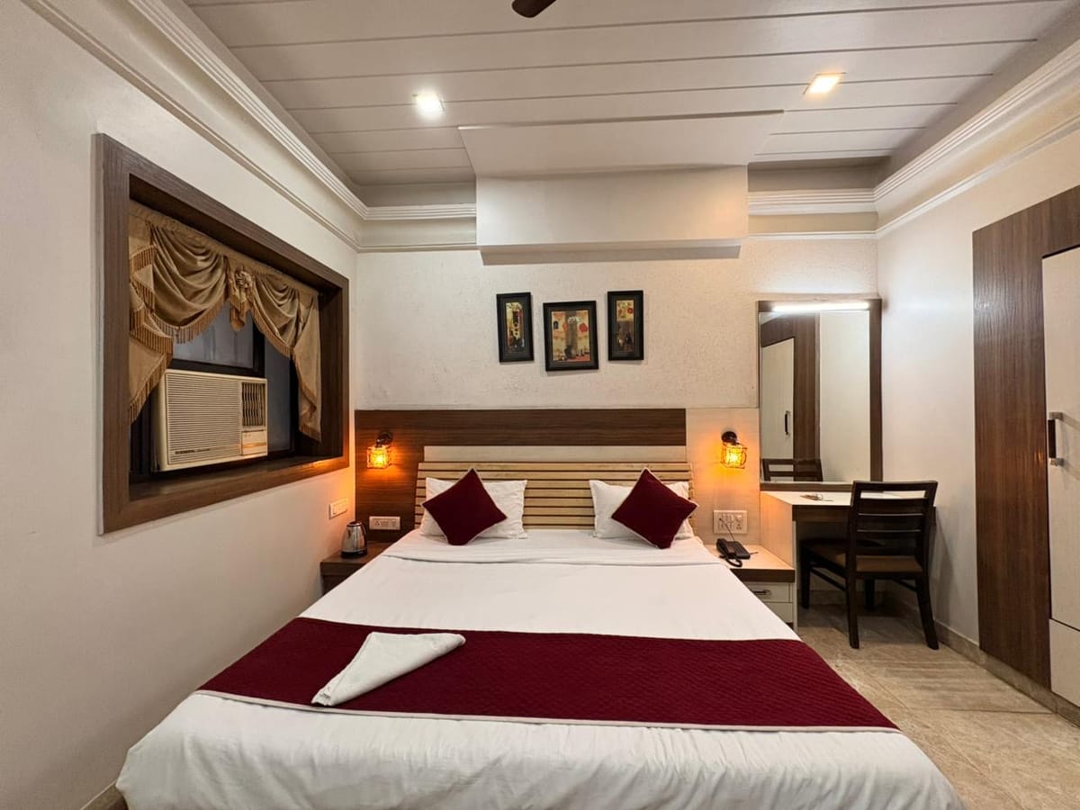 Hotel Prayag — 2