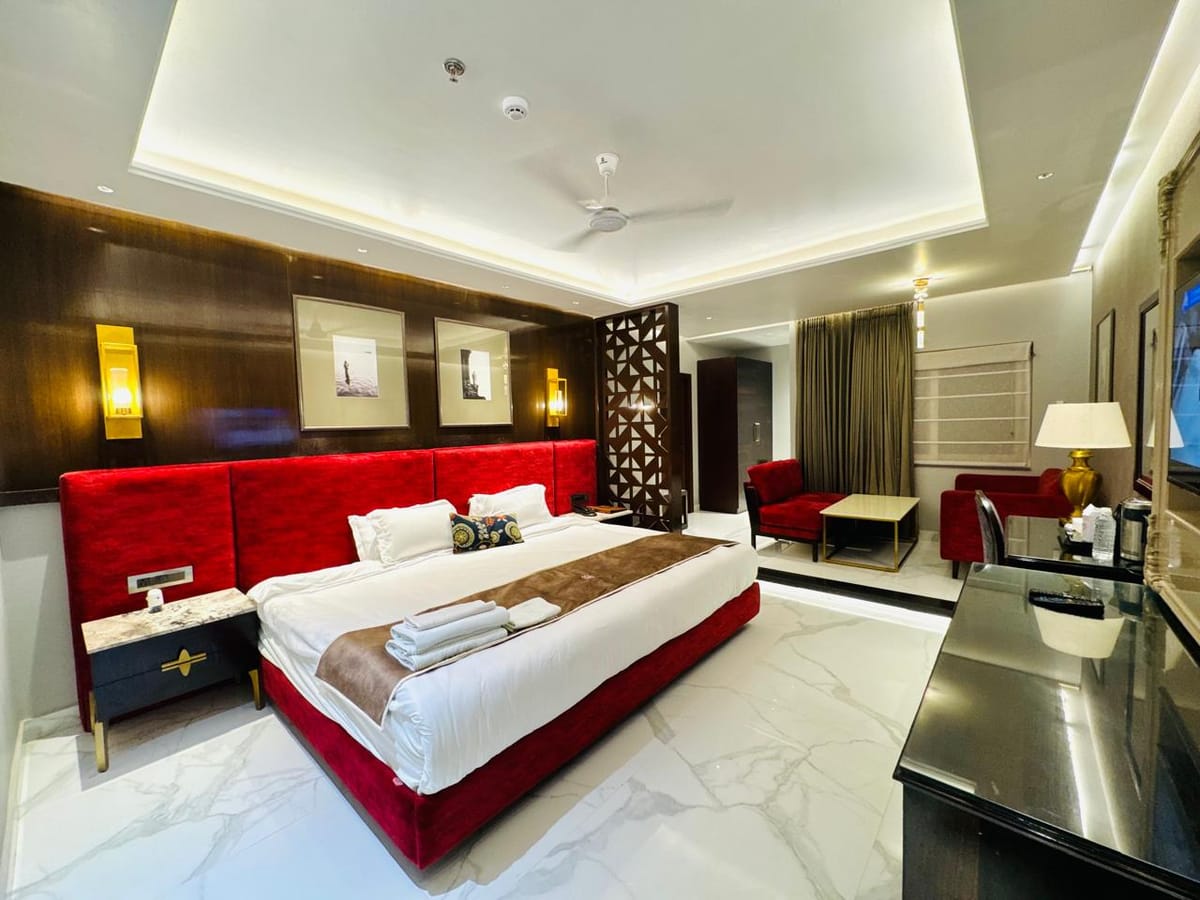Hotel Prayag Inn — 3