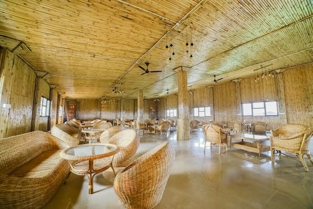 OYO 62927 Yugantar Club And Resort — 3