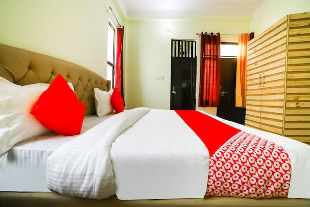 OYO 62927 Yugantar Club And Resort — 4
