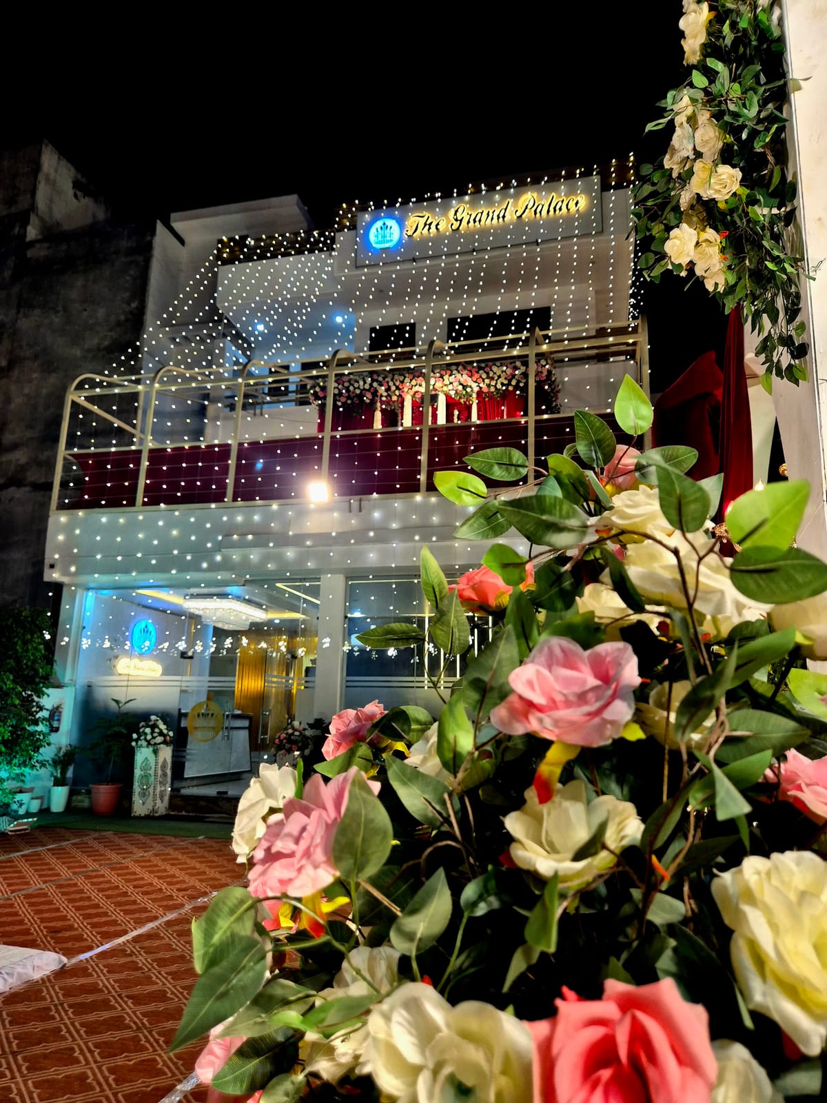 The Grand Palace (Hotel & Lawn)Auckland Rd, Civil Lines,Prayagraj — 4