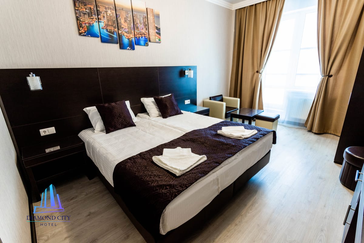 Hotel Diamond City — 3