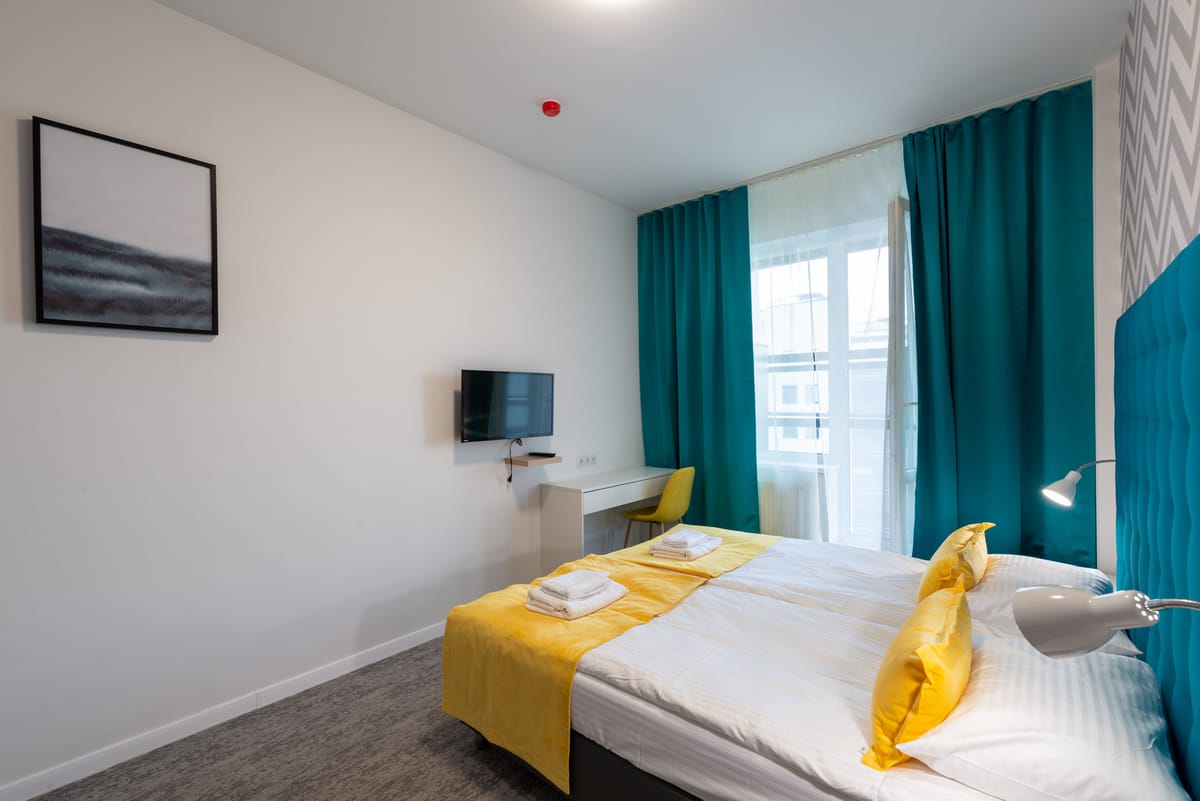 "Salut!" Aparthotel — 3