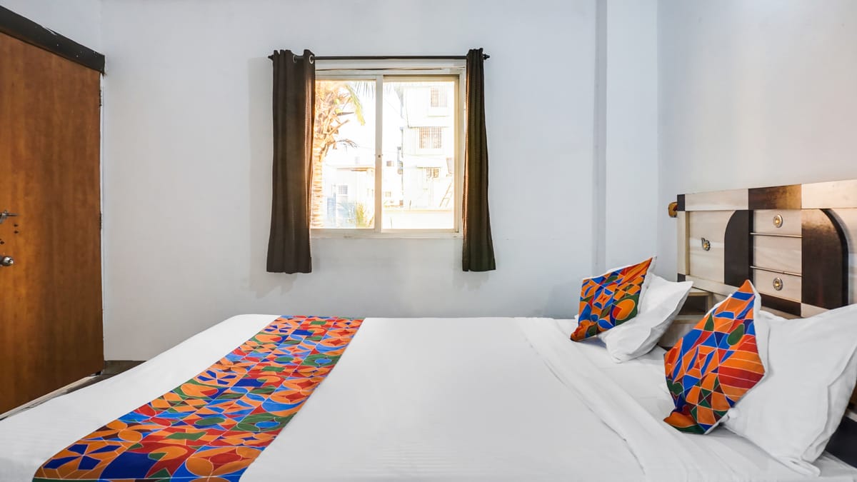 FabHotel Galaxy Airport Inn — 2