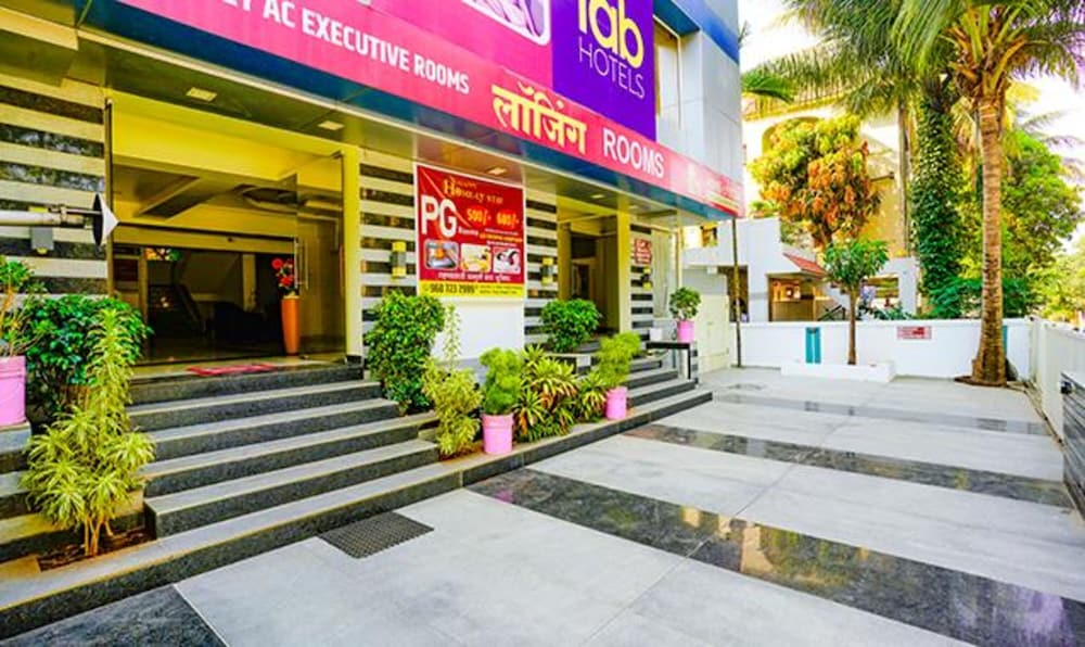 FabHotel Happy Homely Stay - Hotel in Tingre Nagar, Pune — 1