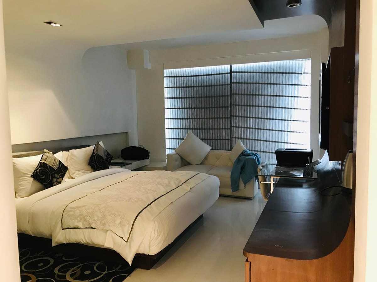 The Eye Club, HHI Vimannagar — 3