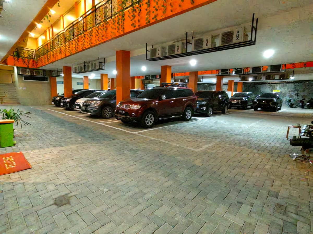 Joy Hotel