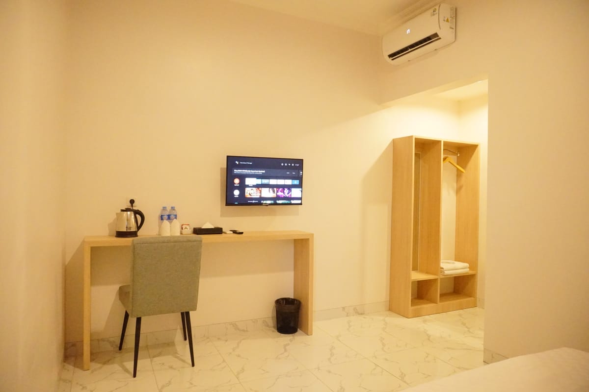 ROSA HOSTEL — 2