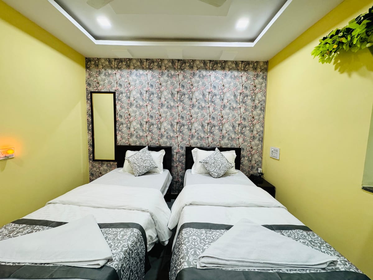 Hotel Hyderabad Pulse — 4
