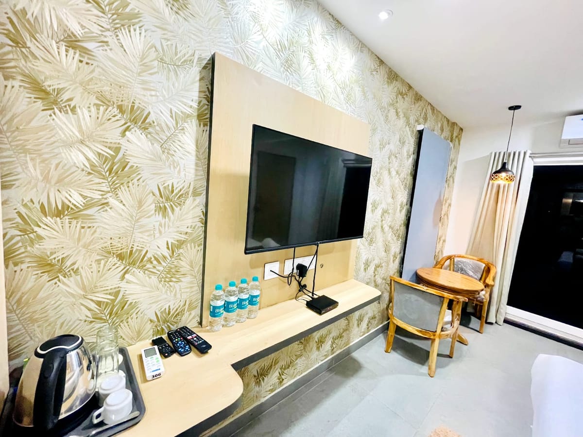 HOTEL LAKE VIEW AIRPORT ZONE | SHAMSHABAD HYDERABAD — 4