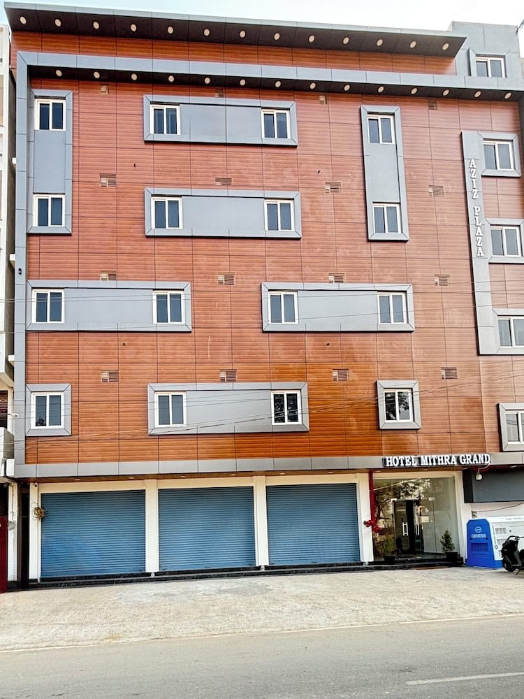 Hotel Mithra Grand — 2