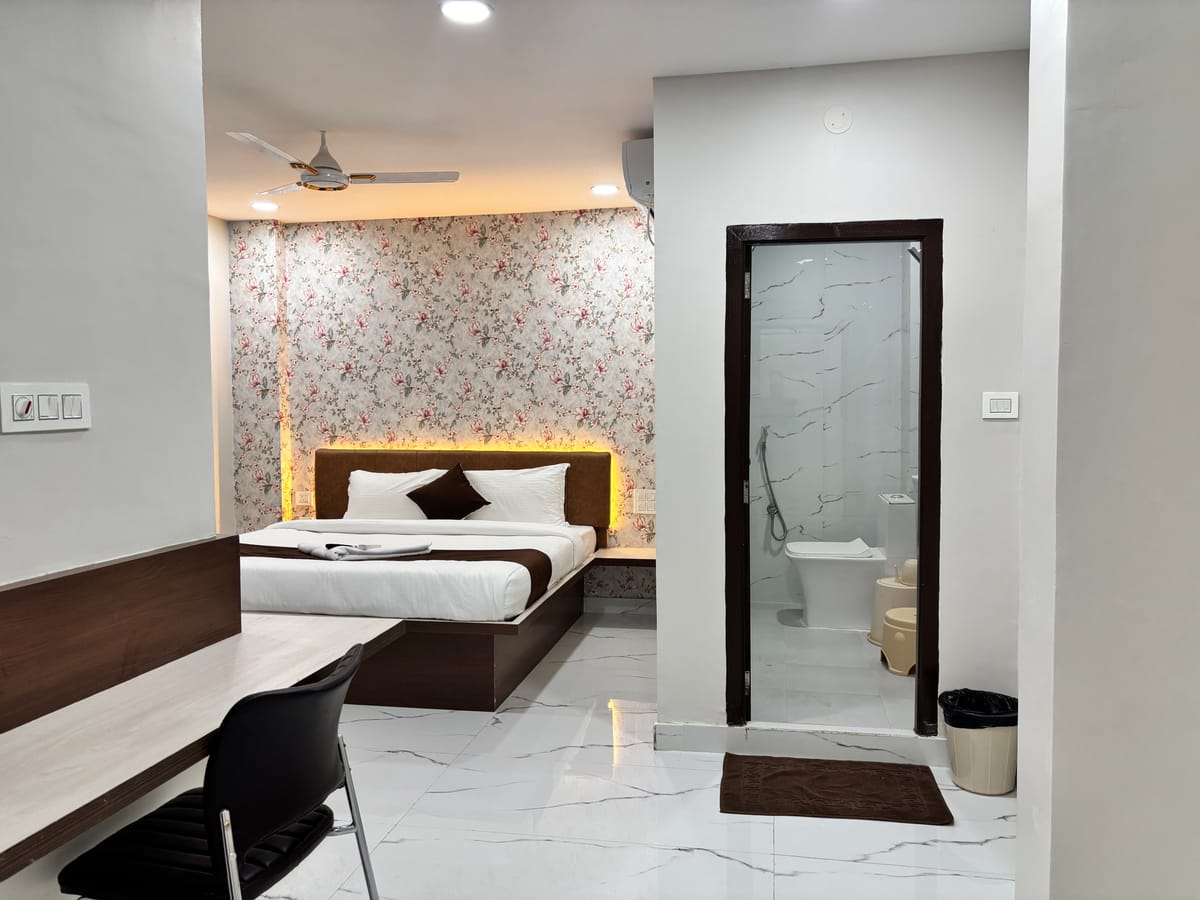 Hotel Mithra Grand — 3