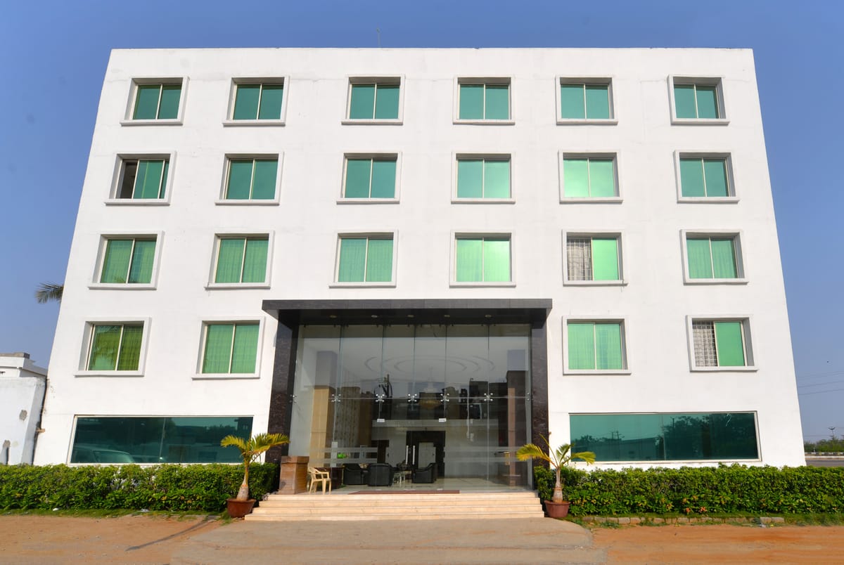 Hotel O A R International — 1