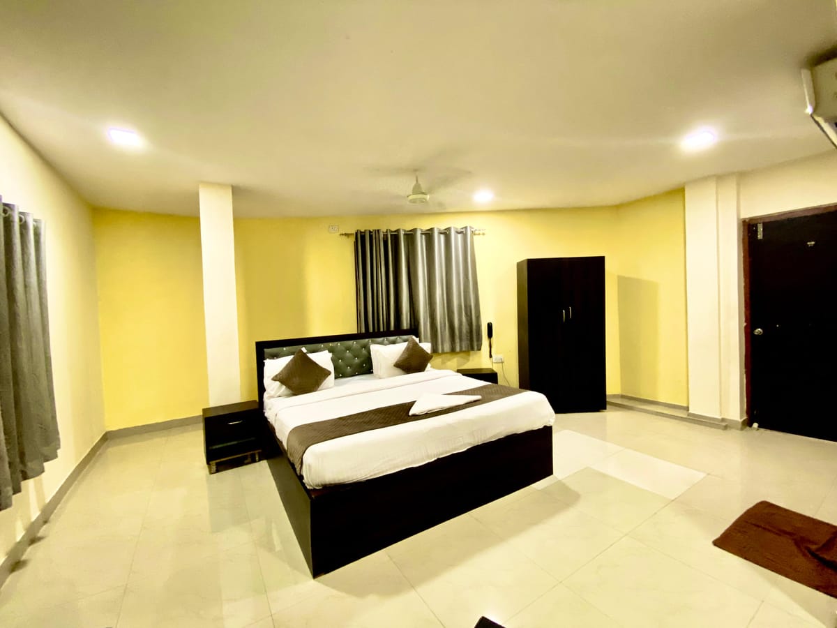 Hotel Sky Park Shamshabad Hyderabad — 2