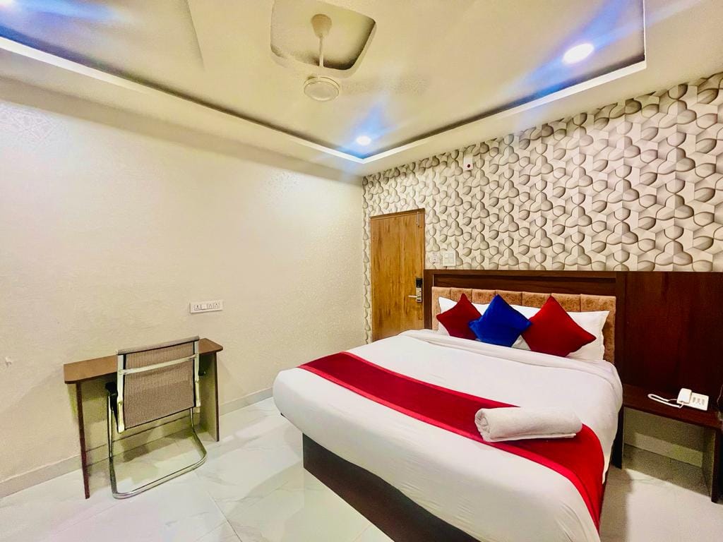 Hotel SM Eagle Grand Airport Zone Hyderabad Shamshabad — 5