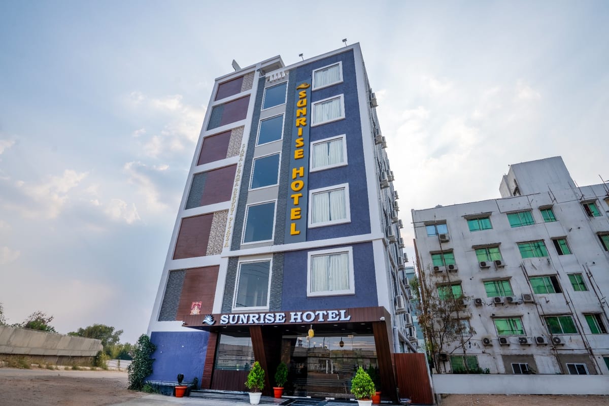 Sunrise Hotel — 3