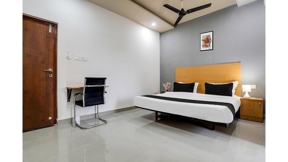 Townhouse by OYO Shamshabad Near Airport — 4