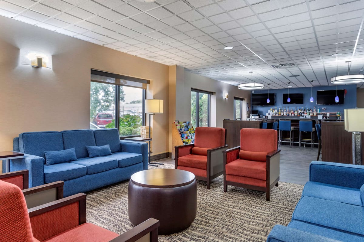 Comfort Inn Syosset-Long Island — 3