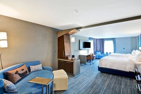Courtyard by Marriott Long Island Islip/Courthouse Complex — 2