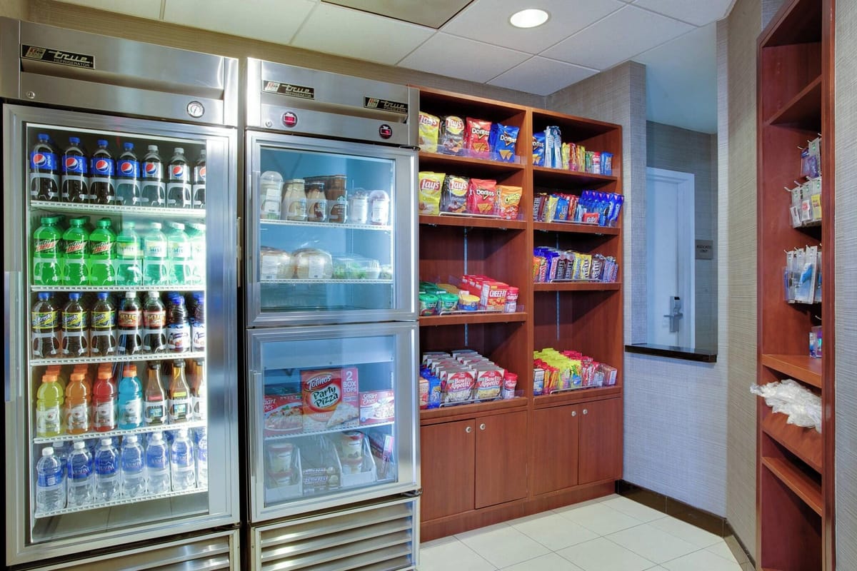Courtyard by Marriott Republic Airport Long Island/Farmingdale — 5
