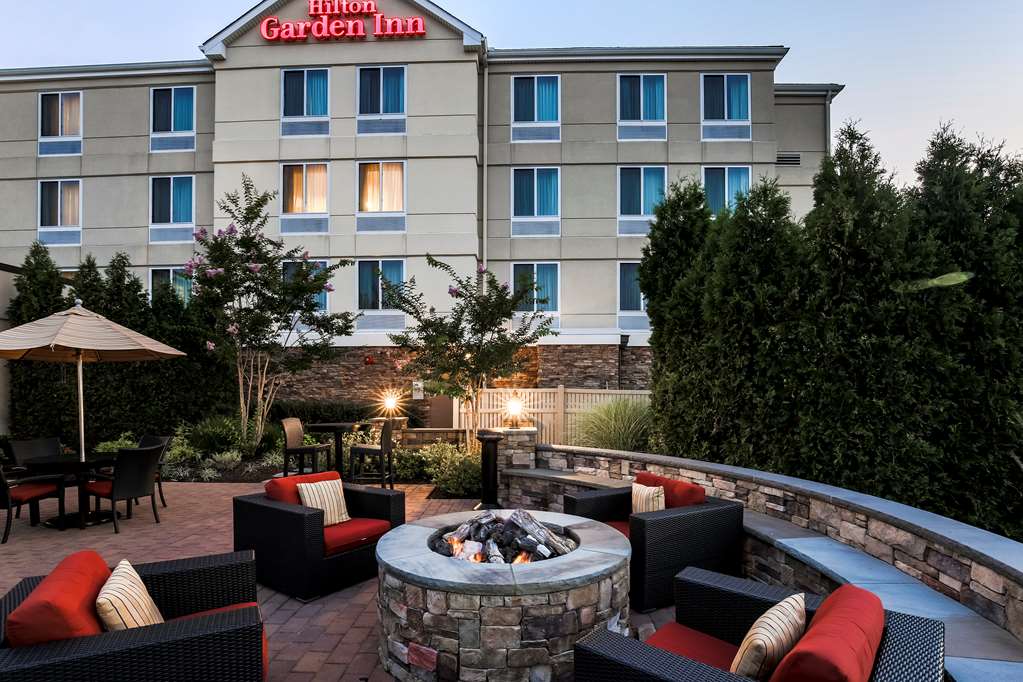 Hilton Garden Inn Melville — 5