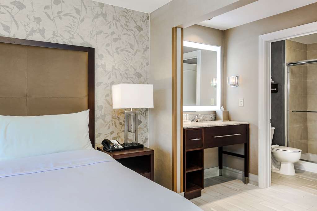 Homewood Suites by Hilton Long Island-Melville — 2