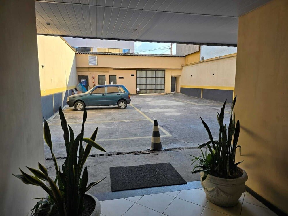 Center Hotel — 3