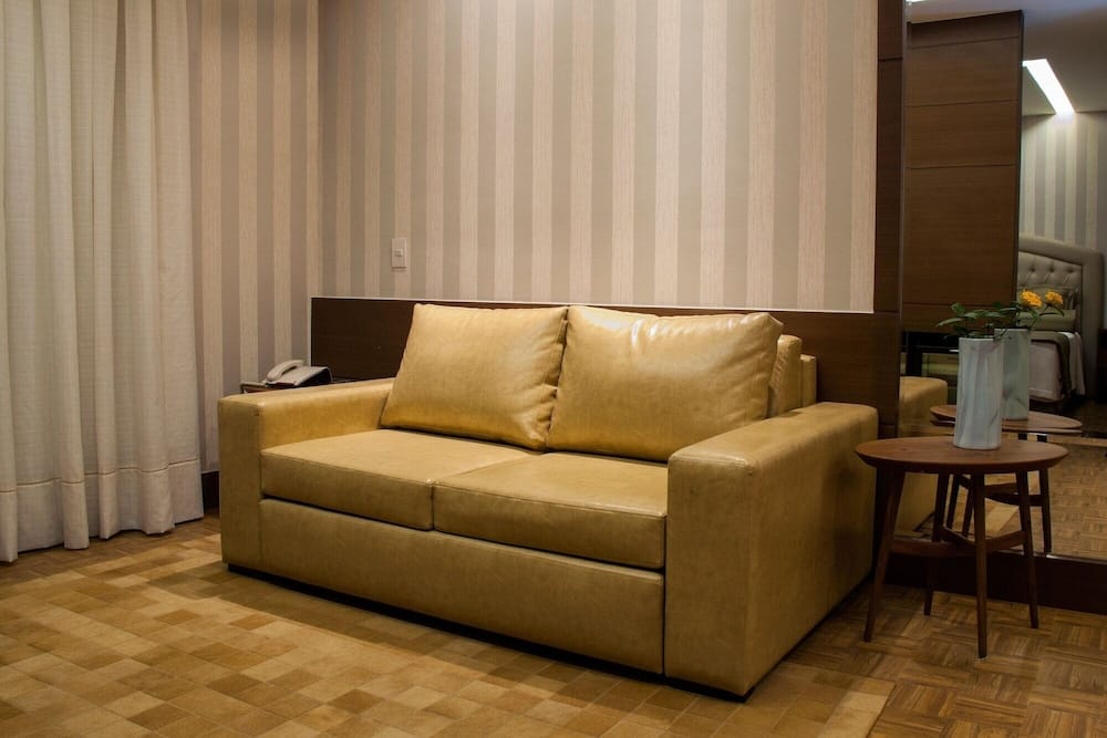Granada Hotel — 5