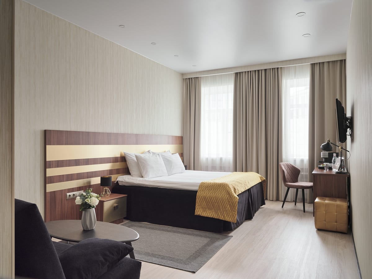 Diplomat Hotel — 2