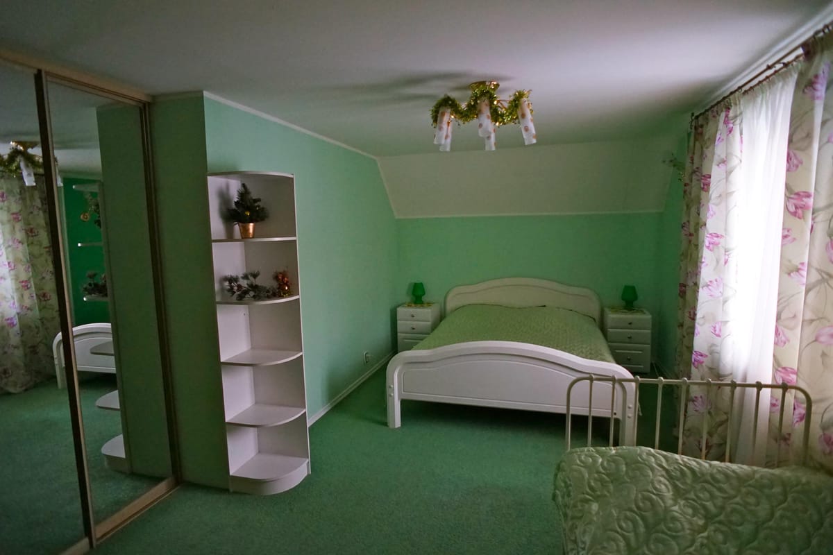 Helen`s Home — 4